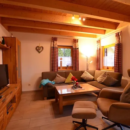 Ferienhaus-Alpensee-Mit-Sauna * Illach